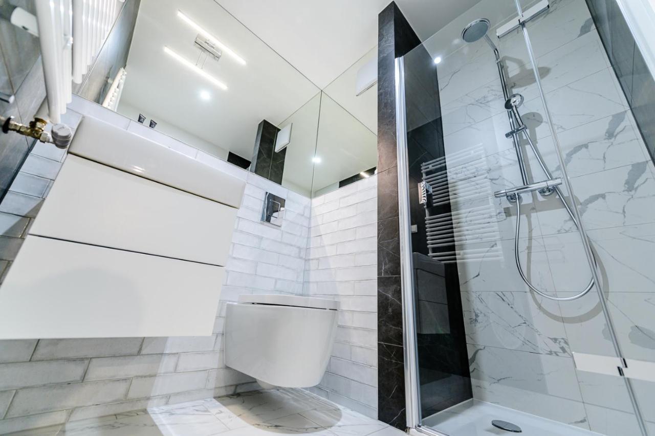 Aboutartapartments - Mlyn Maria Βρότσλαβ Εξωτερικό φωτογραφία