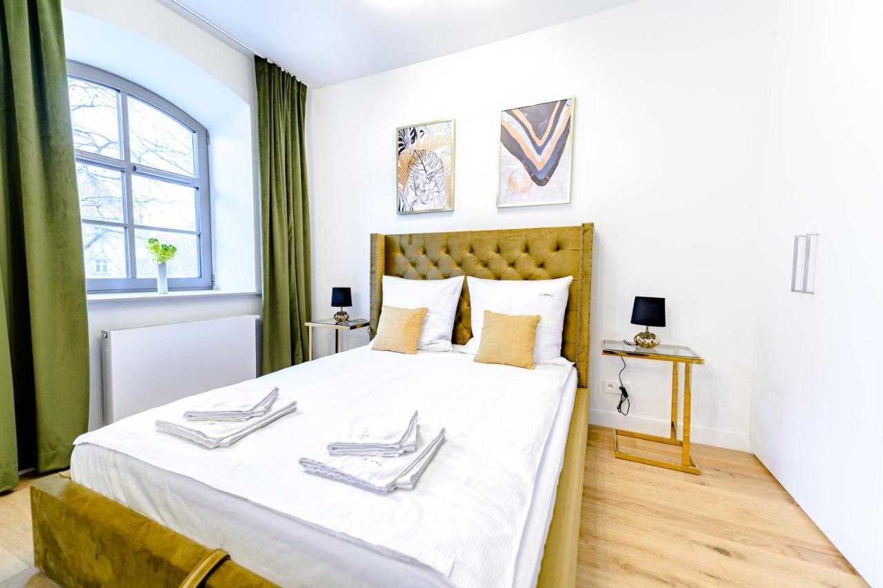 Aboutartapartments - Mlyn Maria Βρότσλαβ Εξωτερικό φωτογραφία