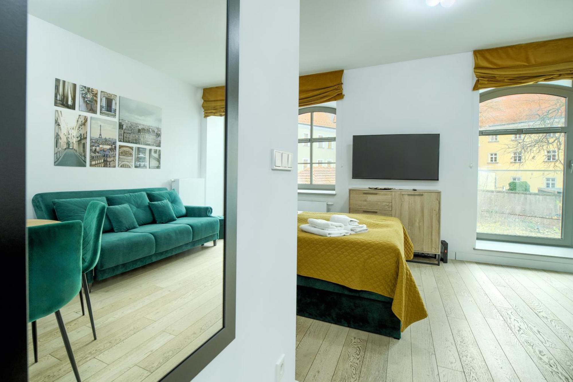 Aboutartapartments - Mlyn Maria Βρότσλαβ Εξωτερικό φωτογραφία